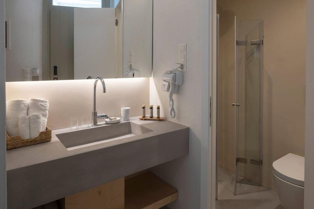 L Anima Boutique Suites Skiathos Town Exterior photo